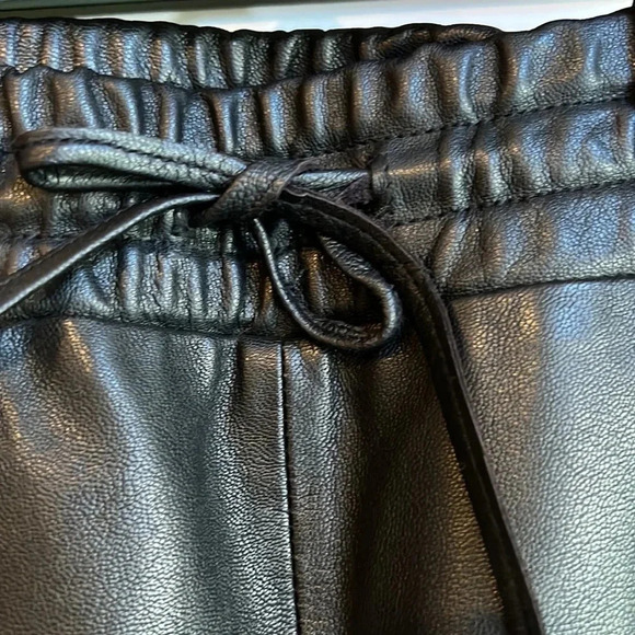 Bec & Bridge Slim Leather Jogger Pants Women’s size 6 - Picture 5 of 16